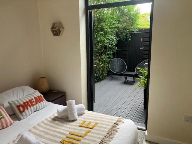 The Salt Box- Lovely Refurbished Annexe, Free Parking, Walk To Porth Beach. Saint Columb Minor Exterior photo